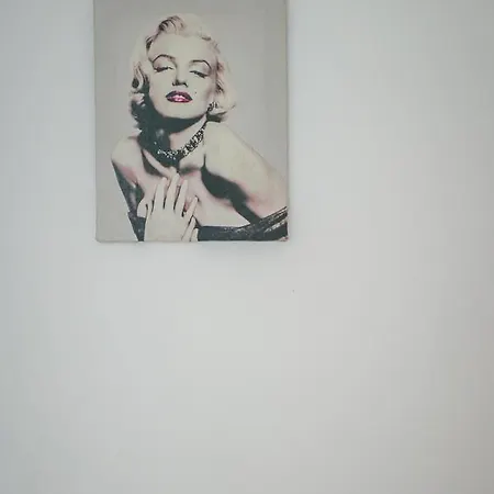 Marilyn - Mamaia Beach Apartment Constanta